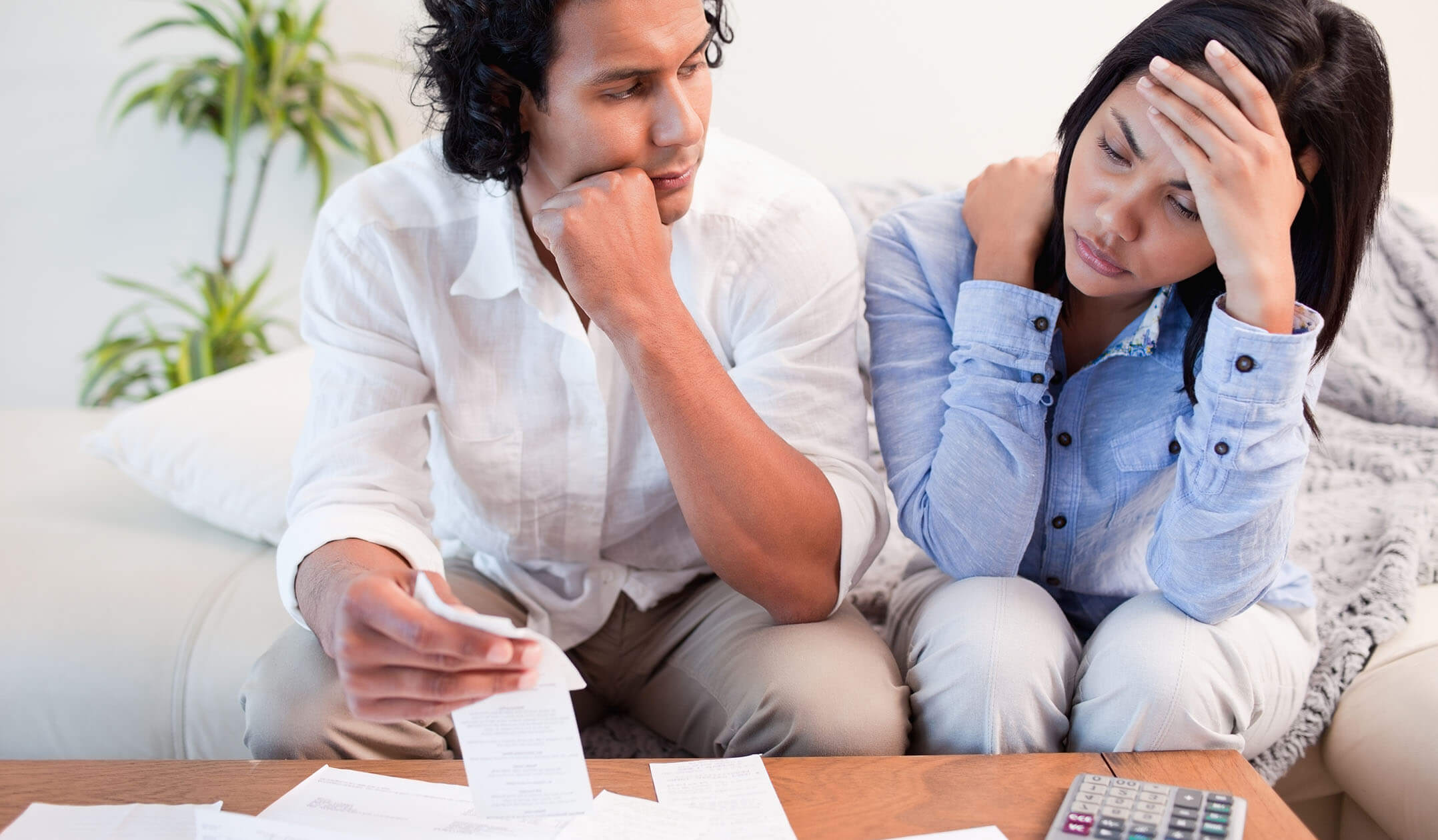 Read more about the article Signs Your Partner Is Financially Abusive